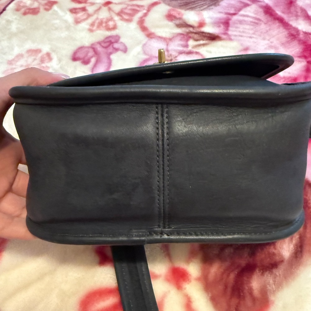 Coach Black Legacy small flap - Picture 10 of 12